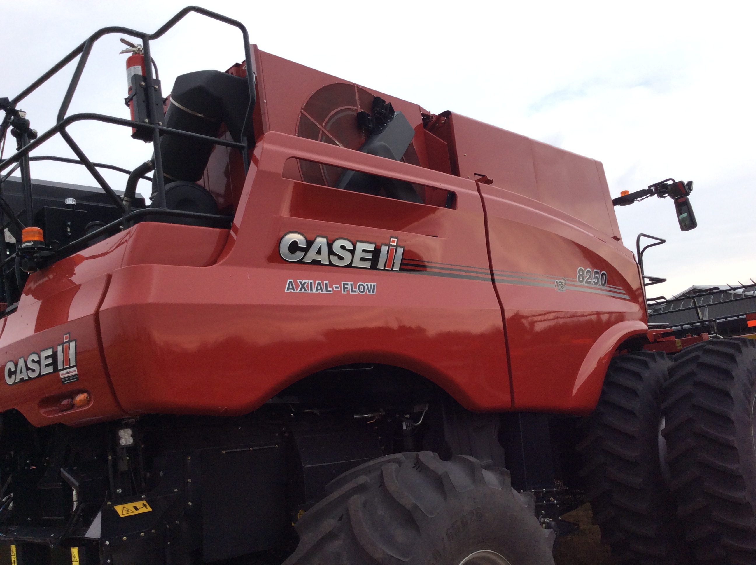2022 Case IH AXIAL-FLOW 8250 COMBINE MY22 Combine