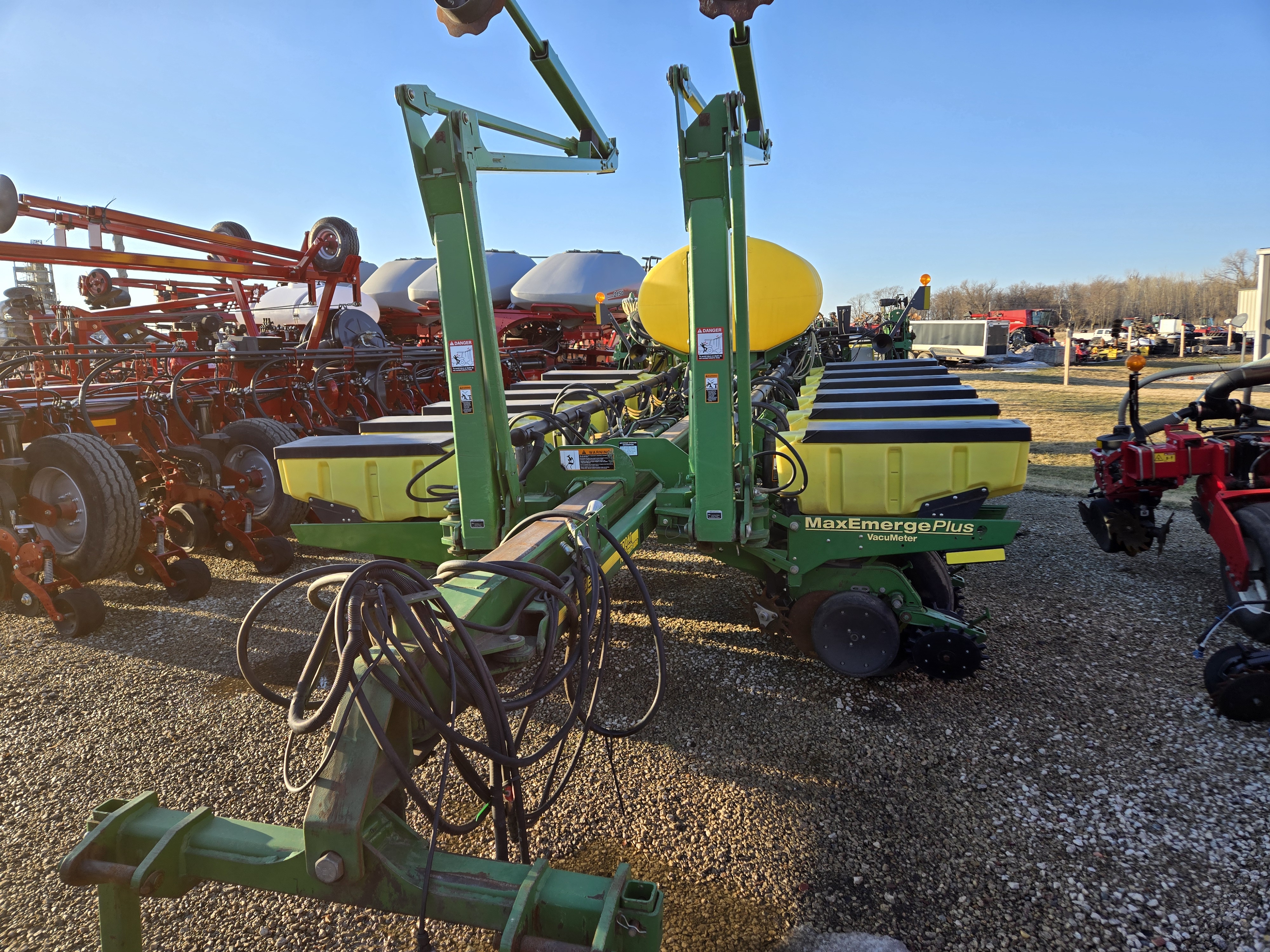 2002 John Deere 1770NT 16R30 w/Liq Planter