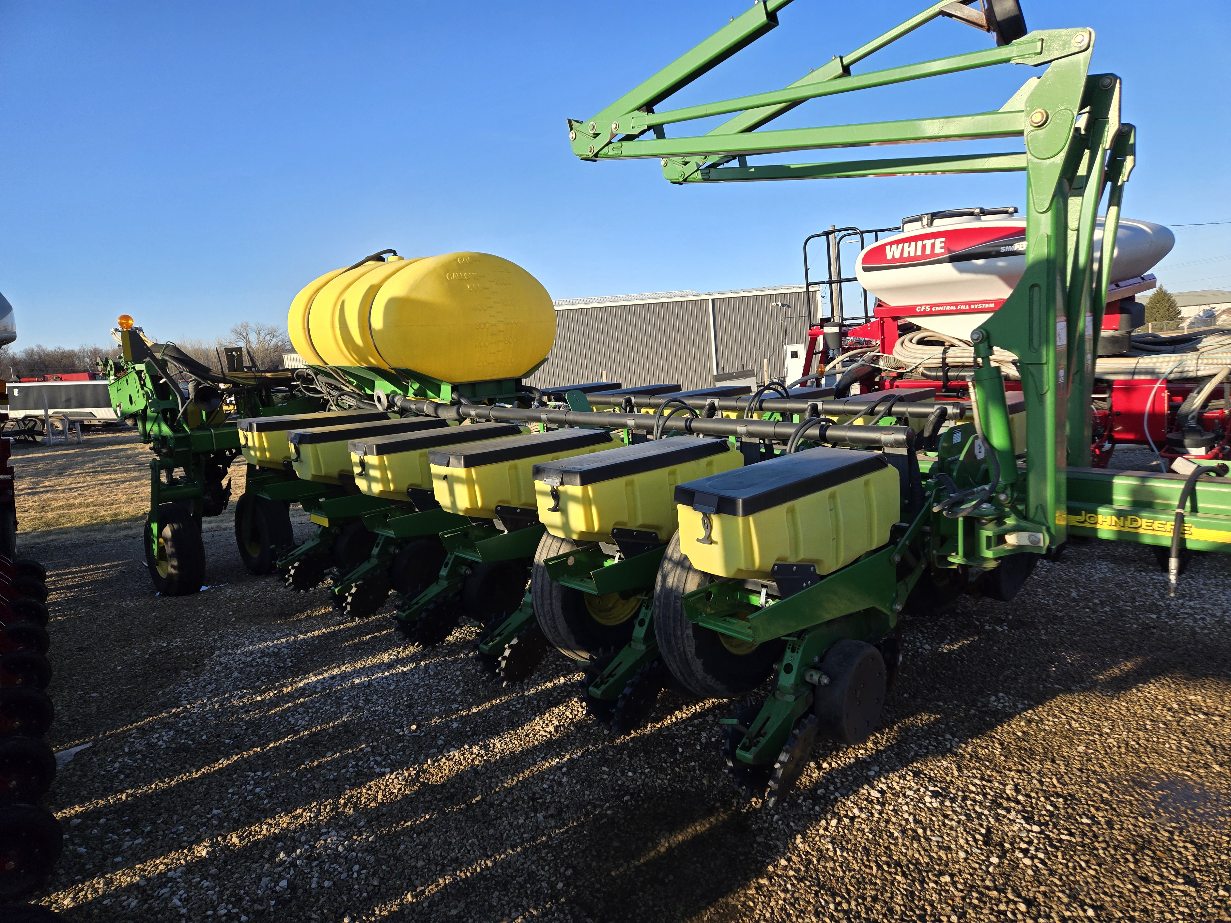 2002 John Deere 1770NT 16R30 w/Liq Planter