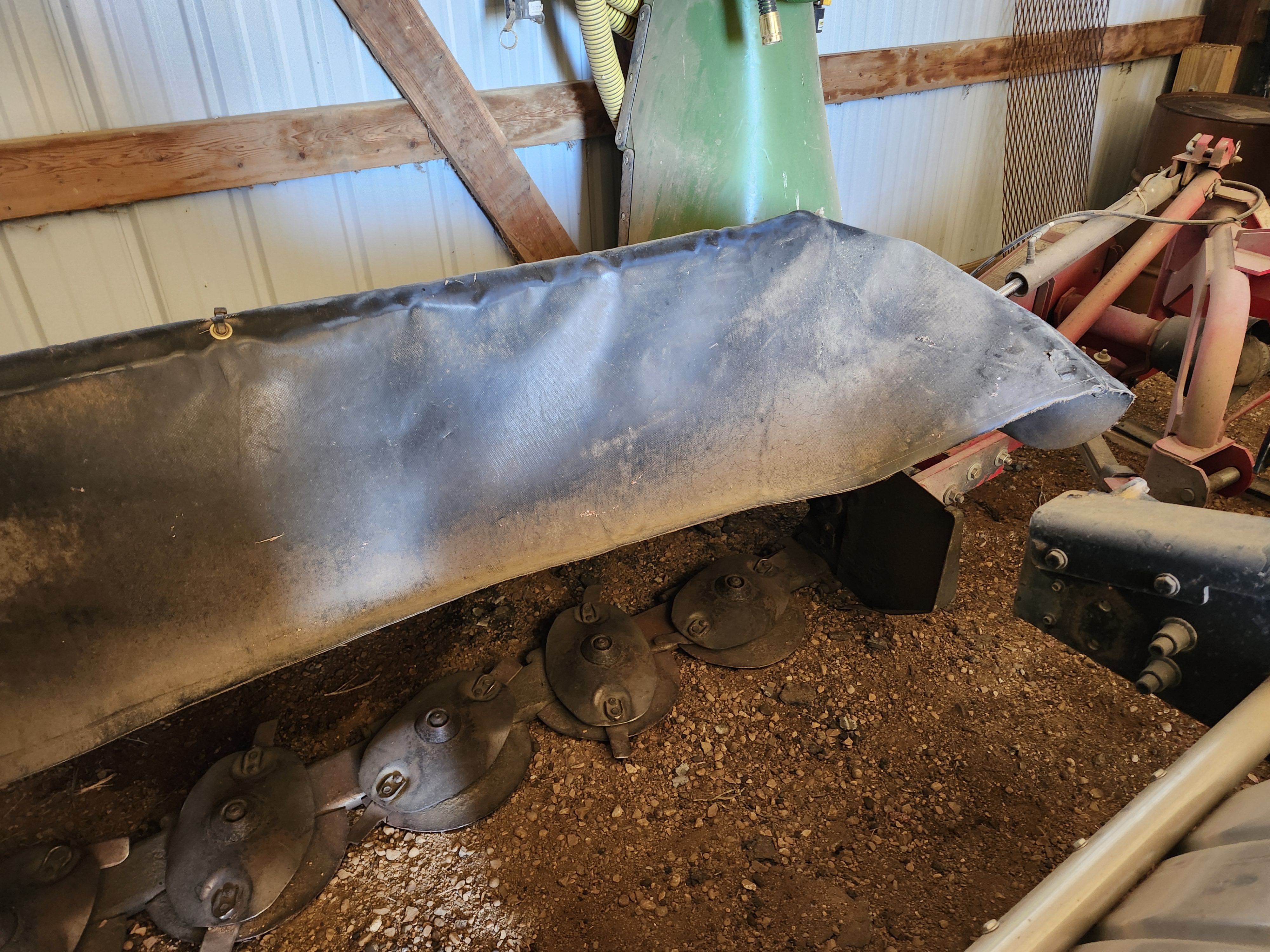 2013 Massey Ferguson 1328 Mower/Disc