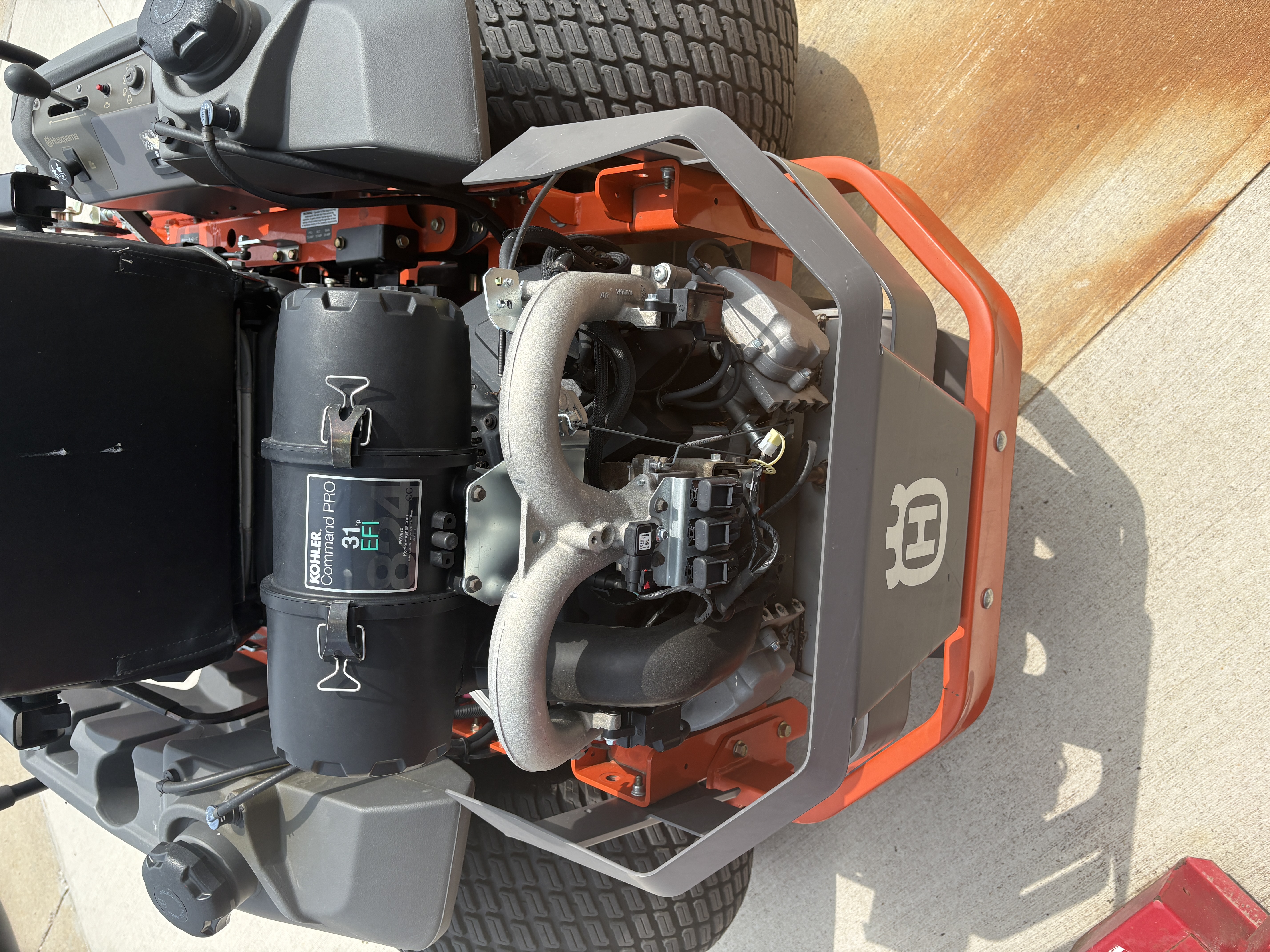 2016 Husqvarna PZ60 Mower/Zero Turn