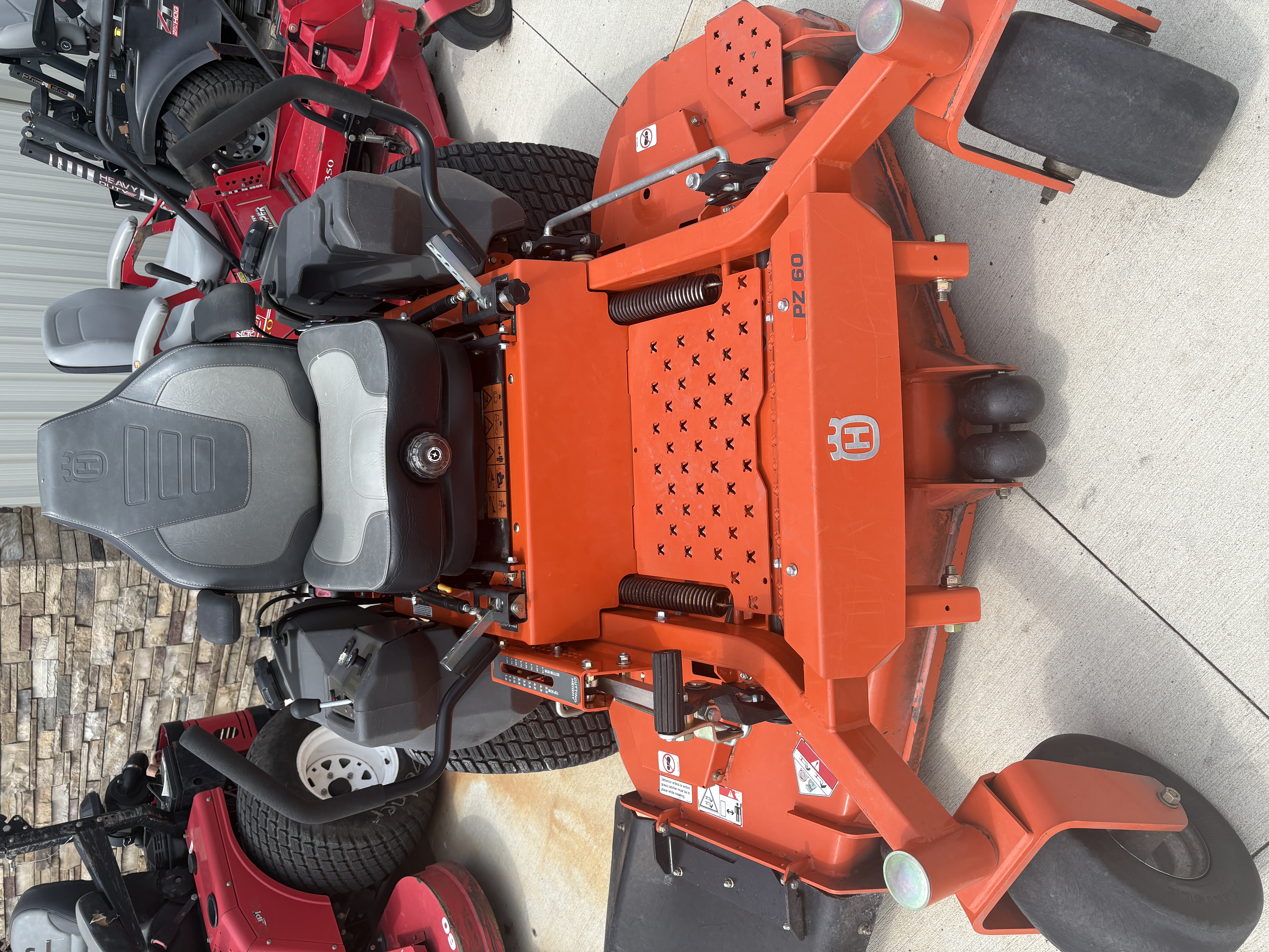 2016 Husqvarna PZ60 Mower/Zero Turn