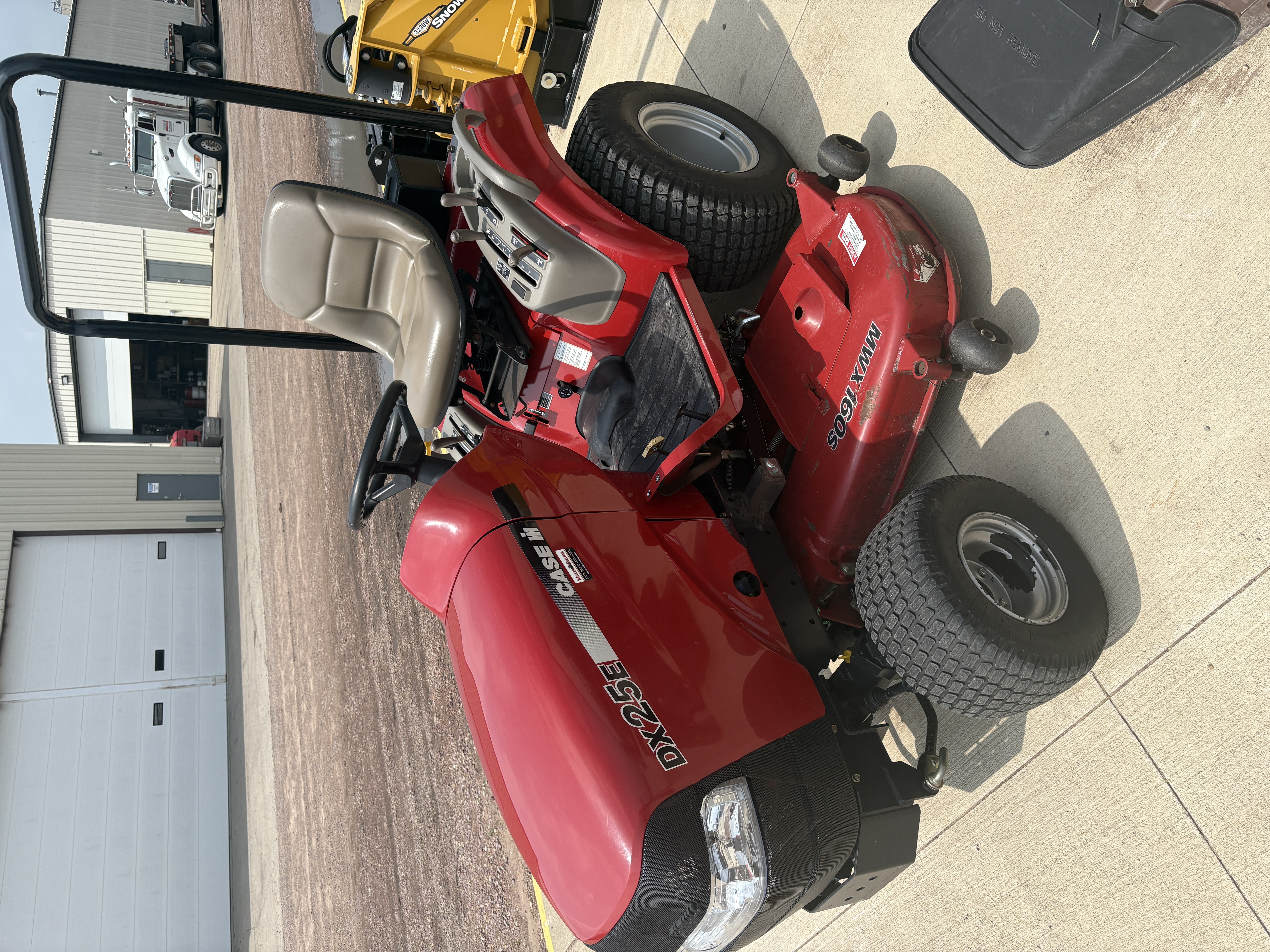2006 Case IH DX25E Tractor