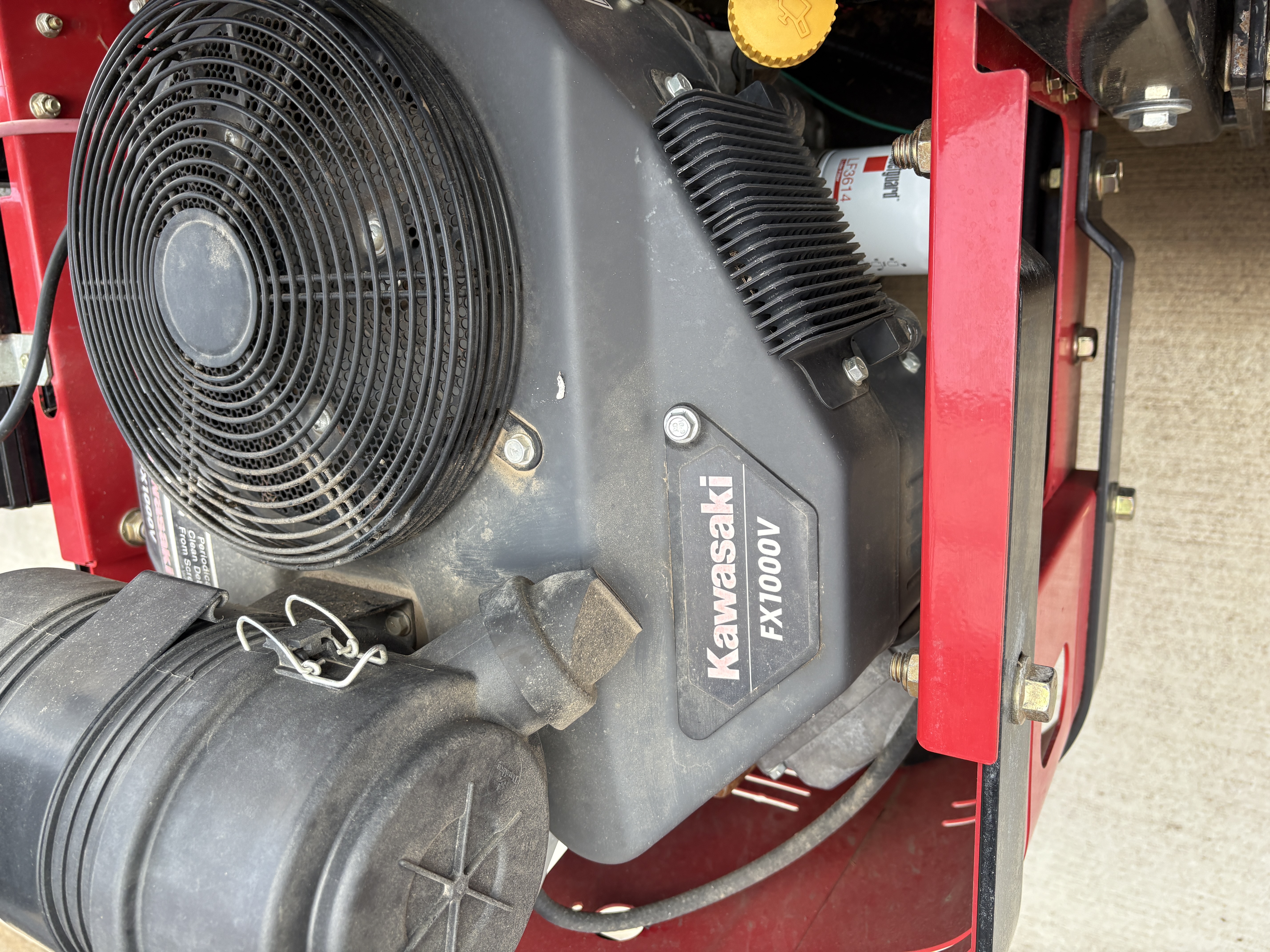 2020 Country Clipper 3572KAJ-9010 BOSS Mower/Zero Turn