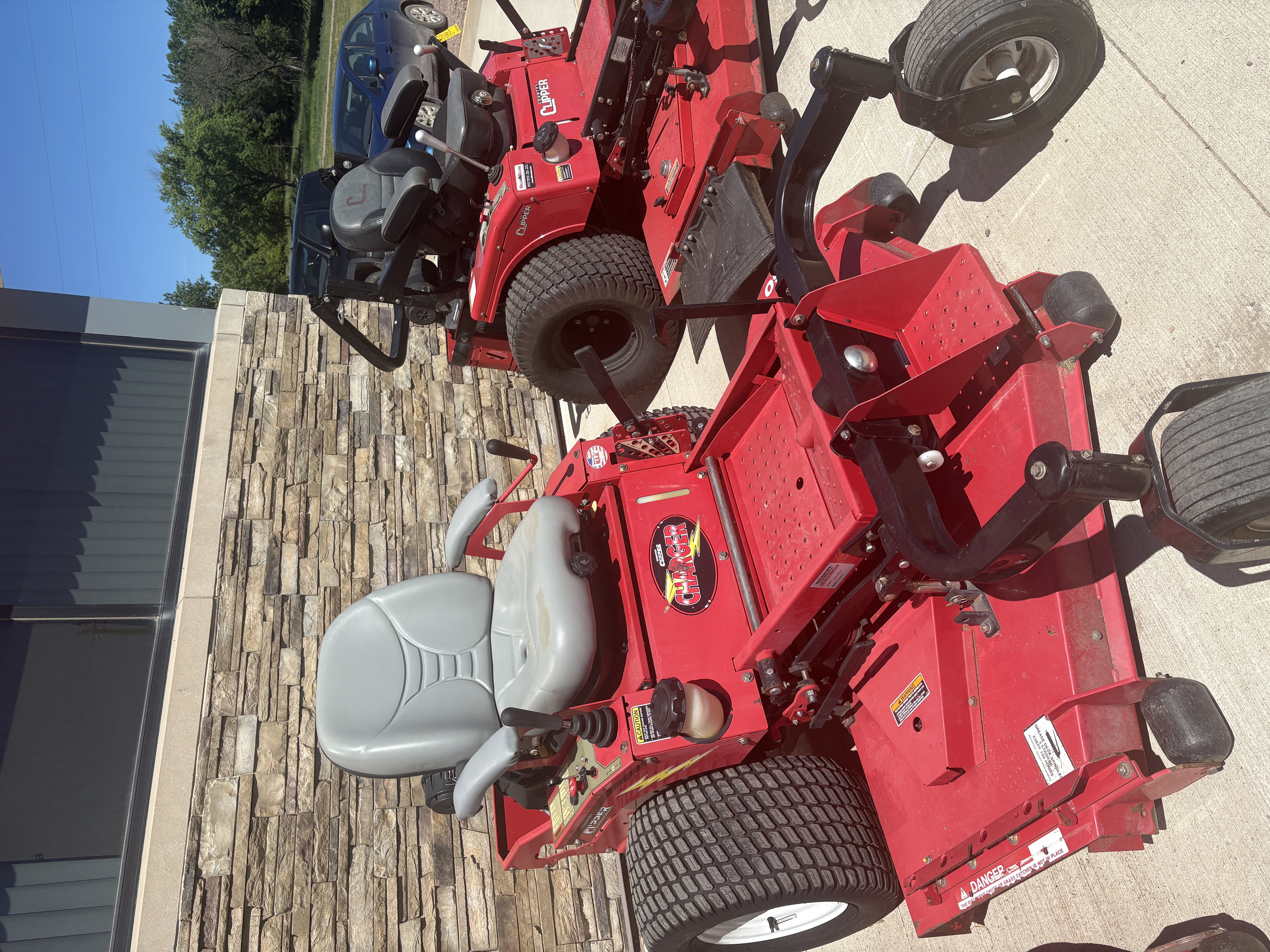 2009 Country Clipper Charger 2560-SR1010 Mower/Zero Turn