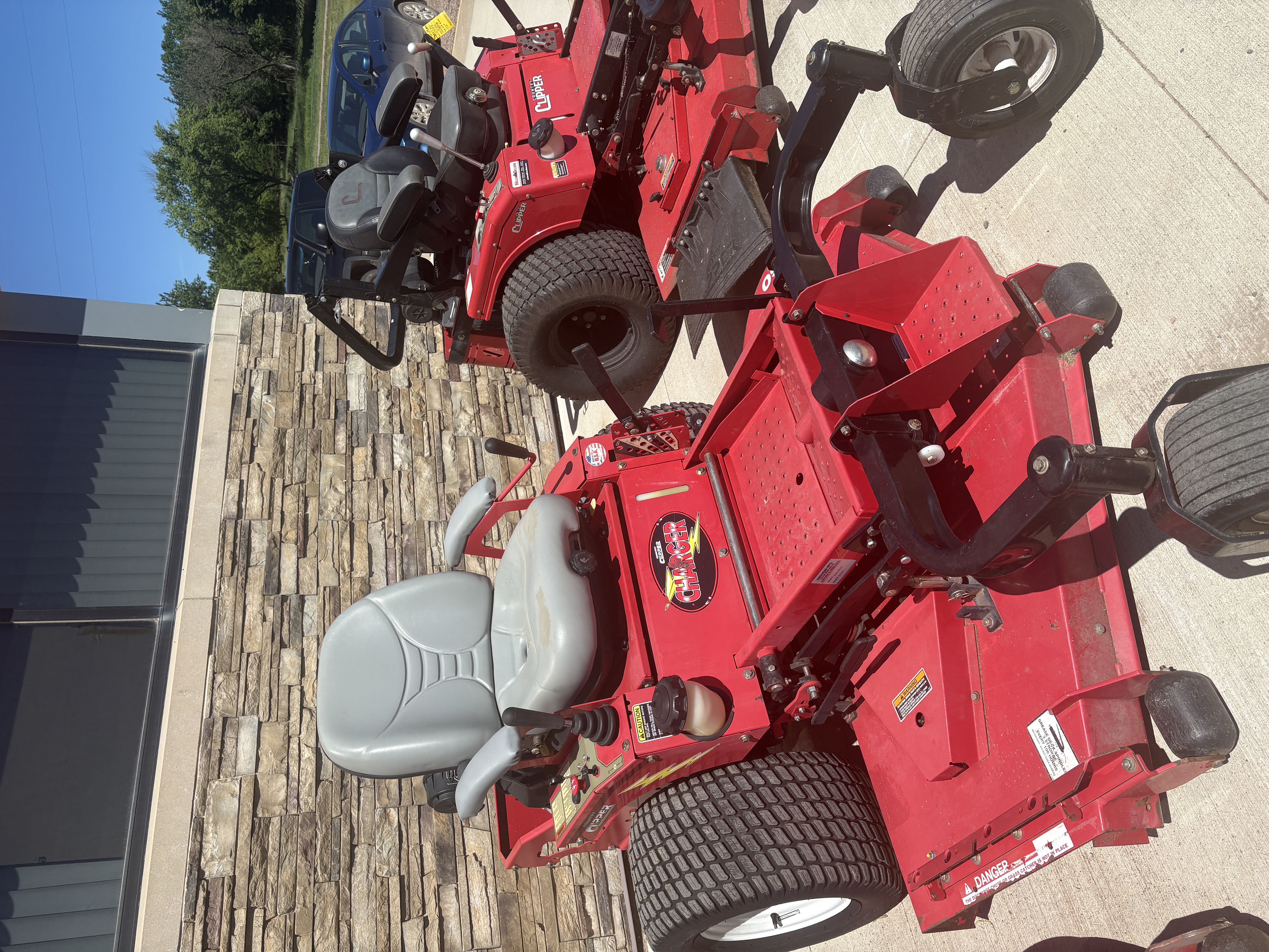 2009 Country Clipper Charger 2560-SR1010 Mower/Zero Turn
