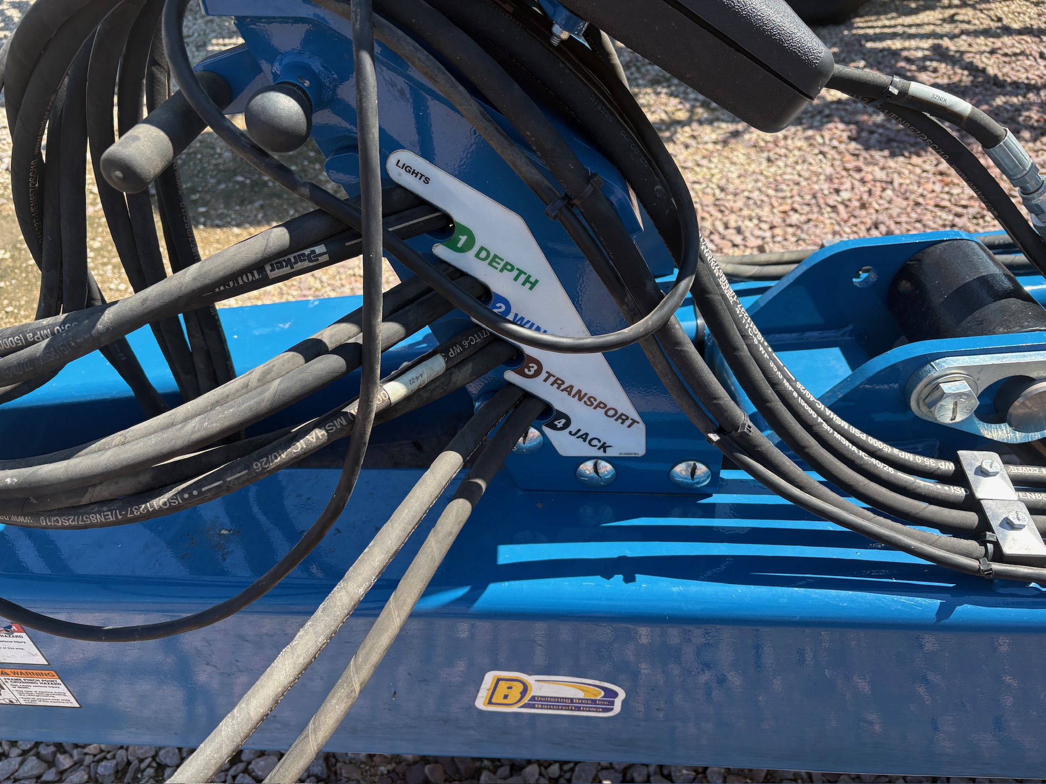 2021 Kinze Mach Till 261 Disk High Speed