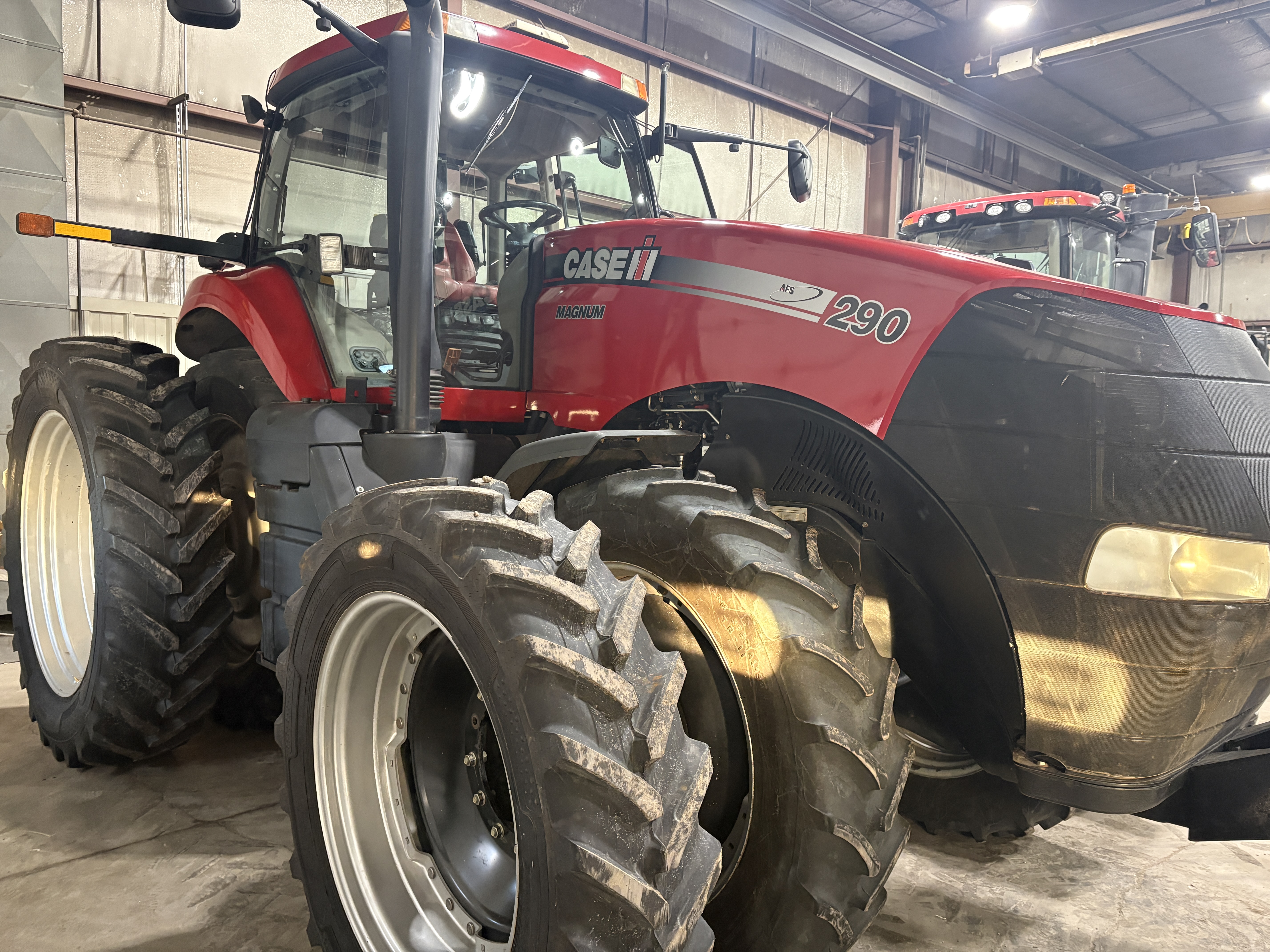 2011 Case IH 290 Magnum Tractor