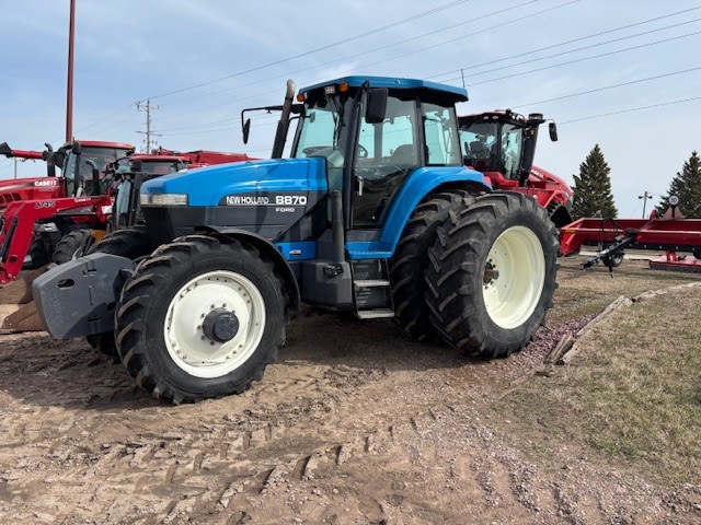 1996 New Holland 8870 Tractor