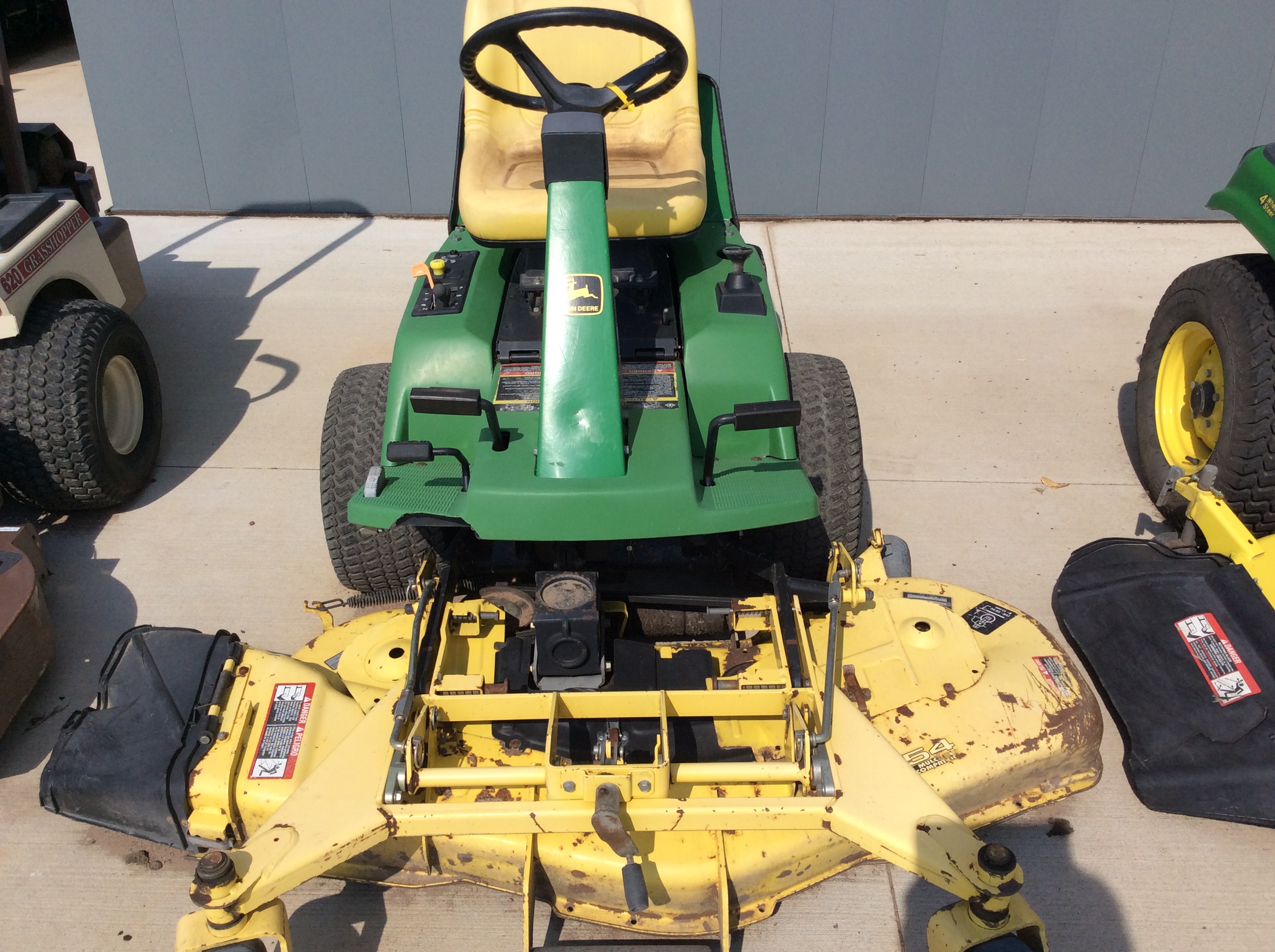 1998 John Deere F725 Mower/Front Deck