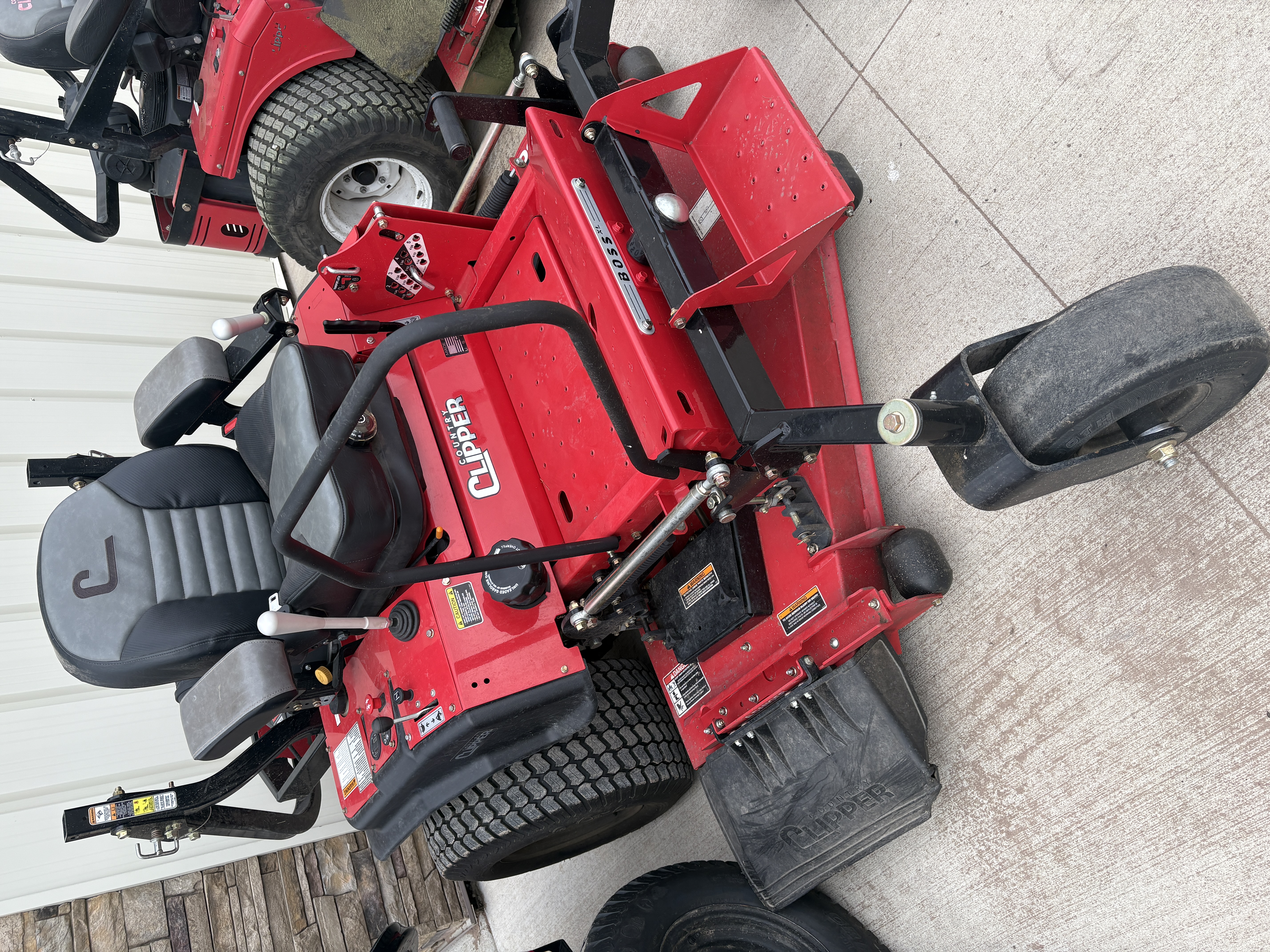 2024 Country Clipper 3160 KAJ-9010 Mower Mower/Zero Turn