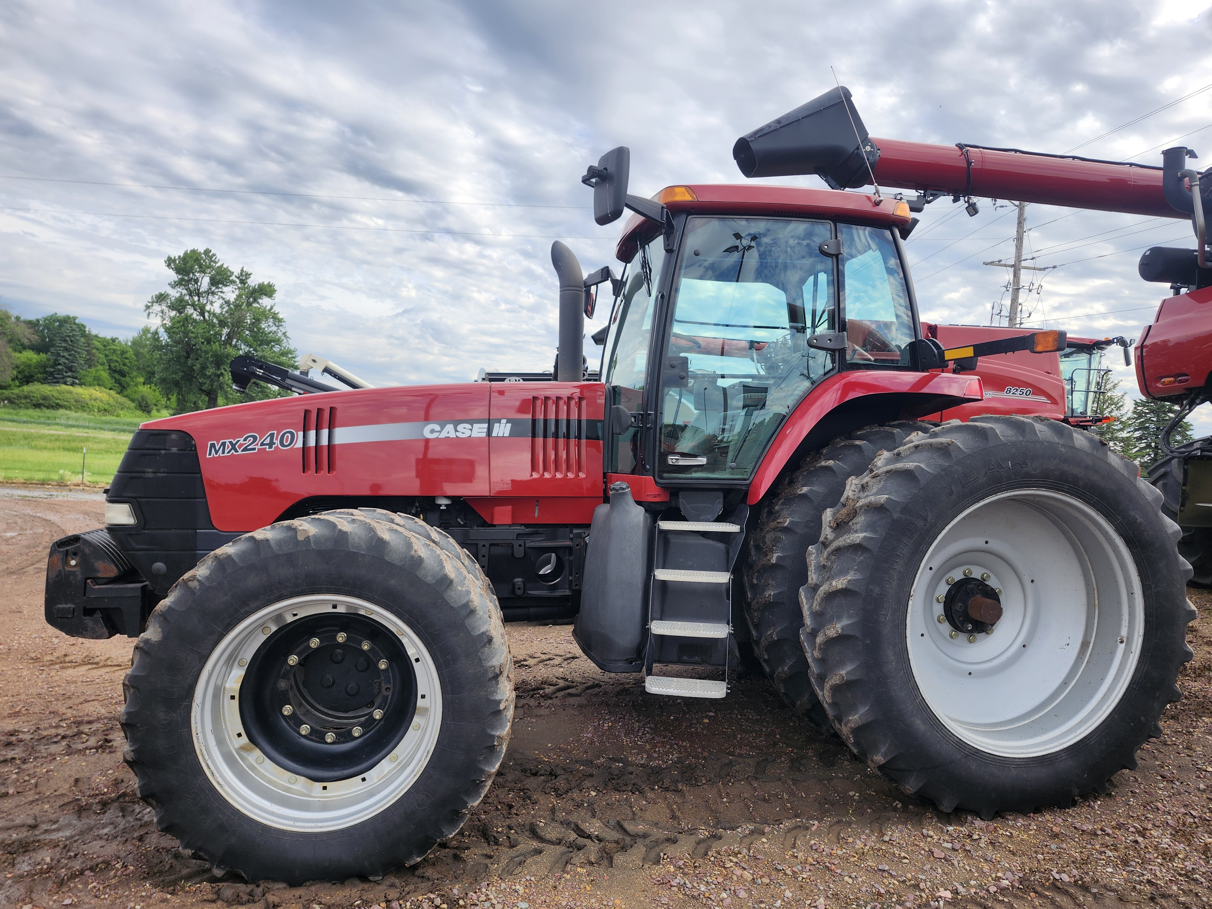 1998 Case IH MX 240 Tractor