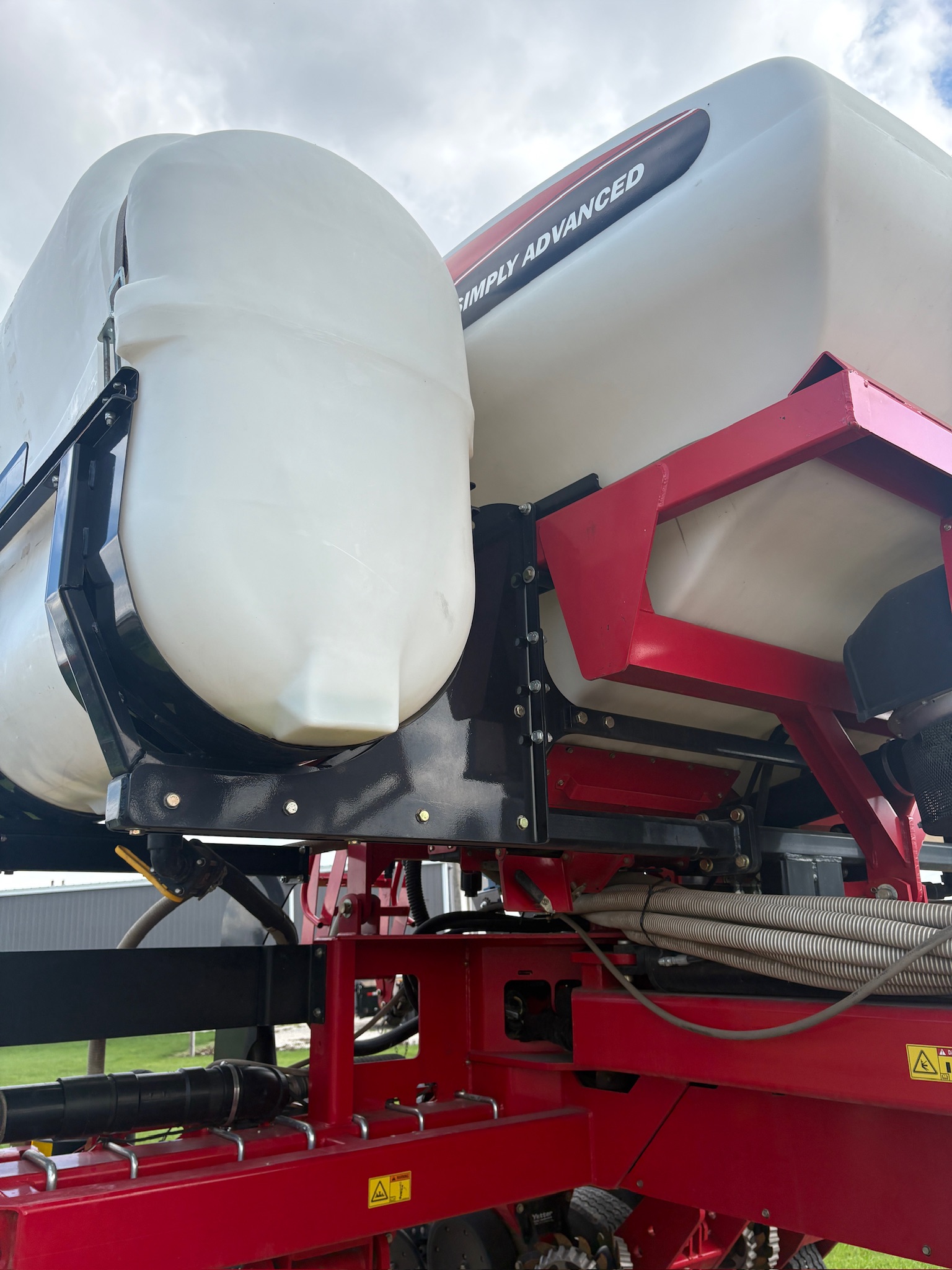 2010 White 8816 Planter