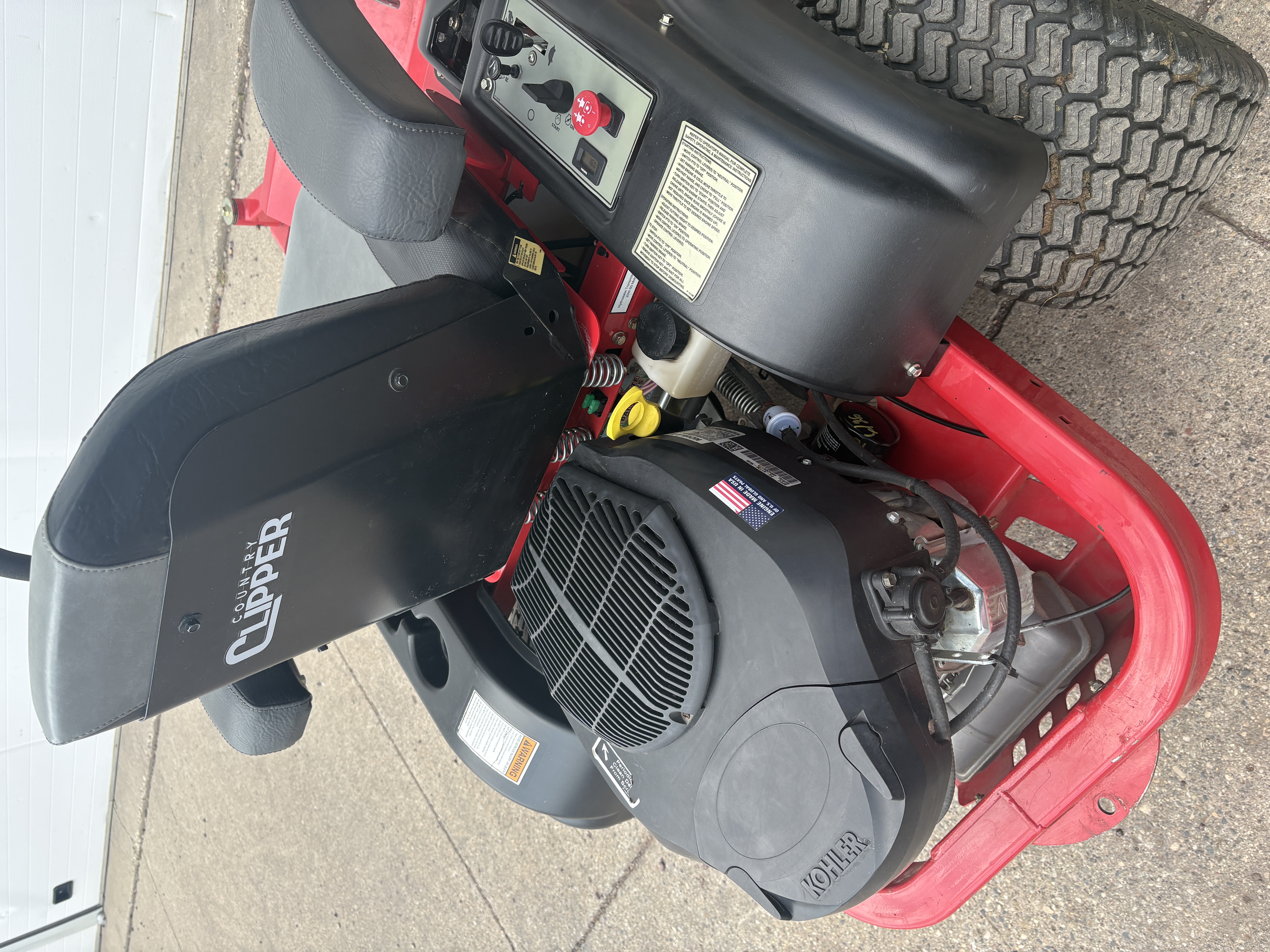 2019 Country Clipper Boulevard 54 Mower/Zero Turn