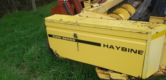 1999 New Holland 1475 Mower Conditioner