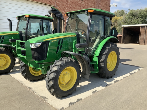 2023 John Deere 5090E Tractor