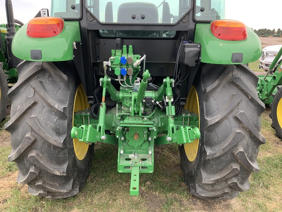 2023 John Deere 5090E Tractor