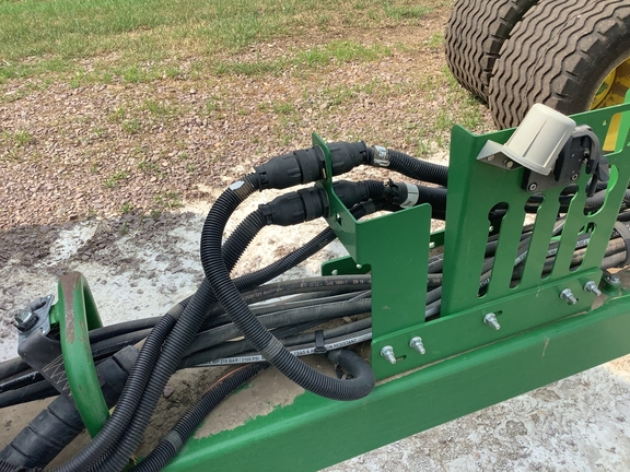 2022 John Deere N540C Air Seeder