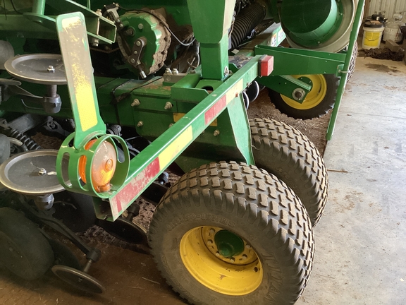 2019 John Deere 1990 Air Seeder