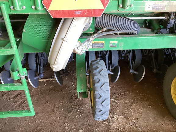 2019 John Deere 1990 Air Seeder