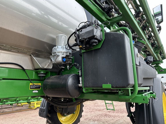 2023 John Deere 410R Sprayer/High Clearance