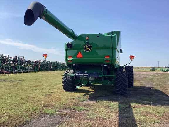 2020 John Deere S790 Combine