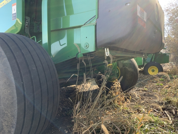 2023 John Deere 560R Baler/Round