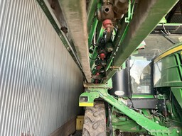 2016 John Deere R4045 Sprayer/High Clearance