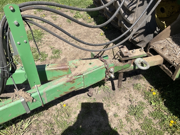 1998 John Deere 980 Field Cultivator