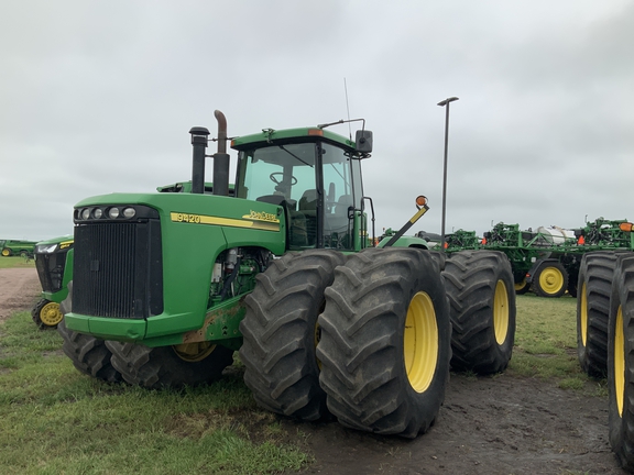 2005 John Deere 9420 Tractor 4WD