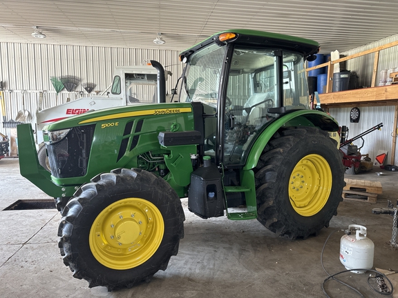 2023 John Deere 5100E Tractor