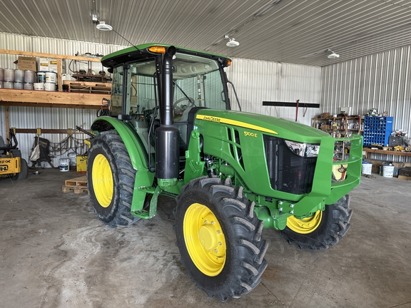 2023 John Deere 5100E Tractor