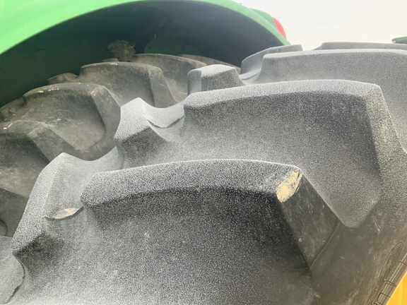 2007 John Deere 7520 Tractor