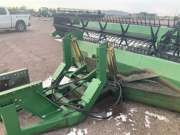 2007 John Deere 7520 Tractor