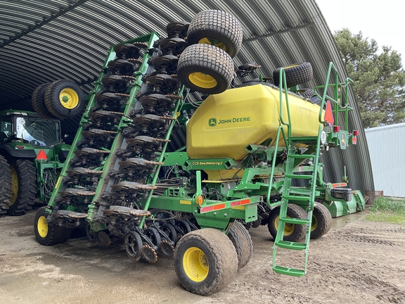 2022 John Deere N540C Air Seeder