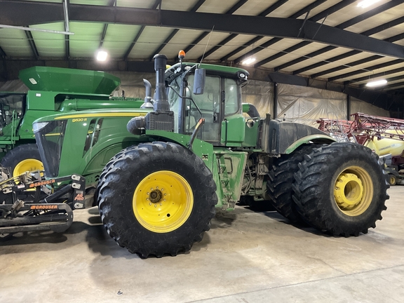 2019 John Deere 9520R Tractor 4WD