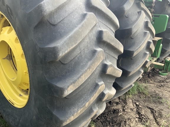 2019 John Deere 9520R Tractor 4WD