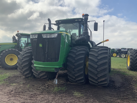2019 John Deere 9520R Tractor 4WD