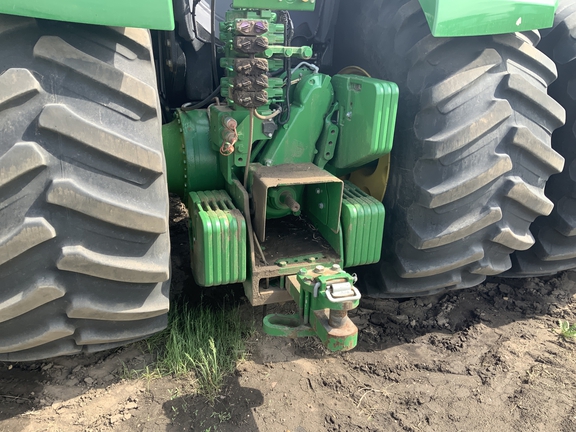 2019 John Deere 9520R Tractor 4WD