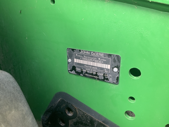 2019 John Deere 9520R Tractor 4WD