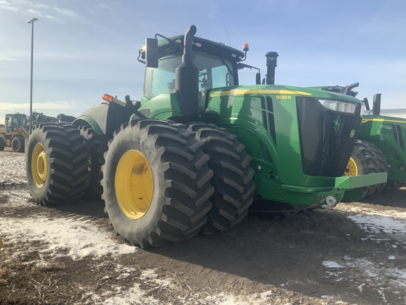2019 John Deere 9520R Tractor 4WD
