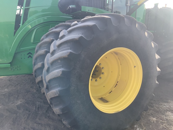 2019 John Deere 9520R Tractor 4WD