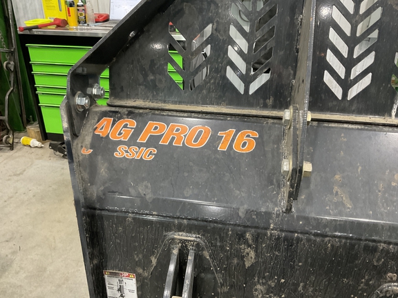 2020 Grouser AG PRO 16 Blade