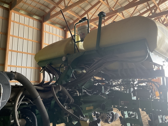 2019 John Deere 1775NT Planter