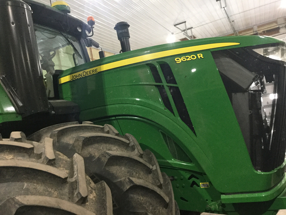 2021 John Deere 9620R Tractor 4WD