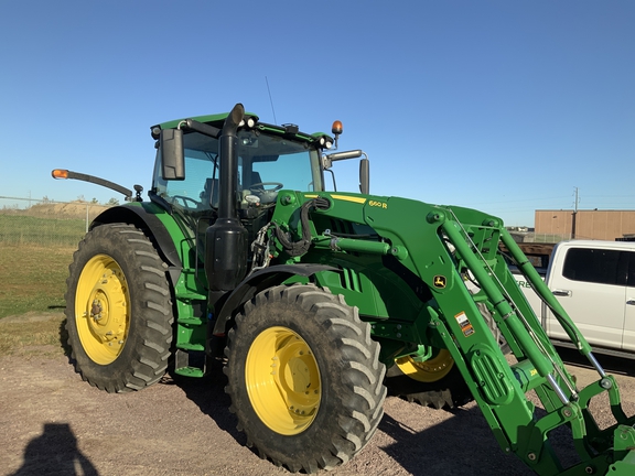 2018 John Deere 6175R Tractor