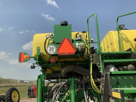 2024 John Deere 1775NT Planter