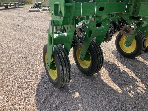 2024 John Deere 1775NT Planter