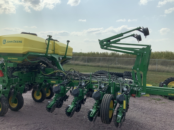 2024 John Deere 1775NT Planter