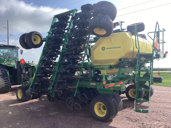 2024 John Deere N540C Air Seeder